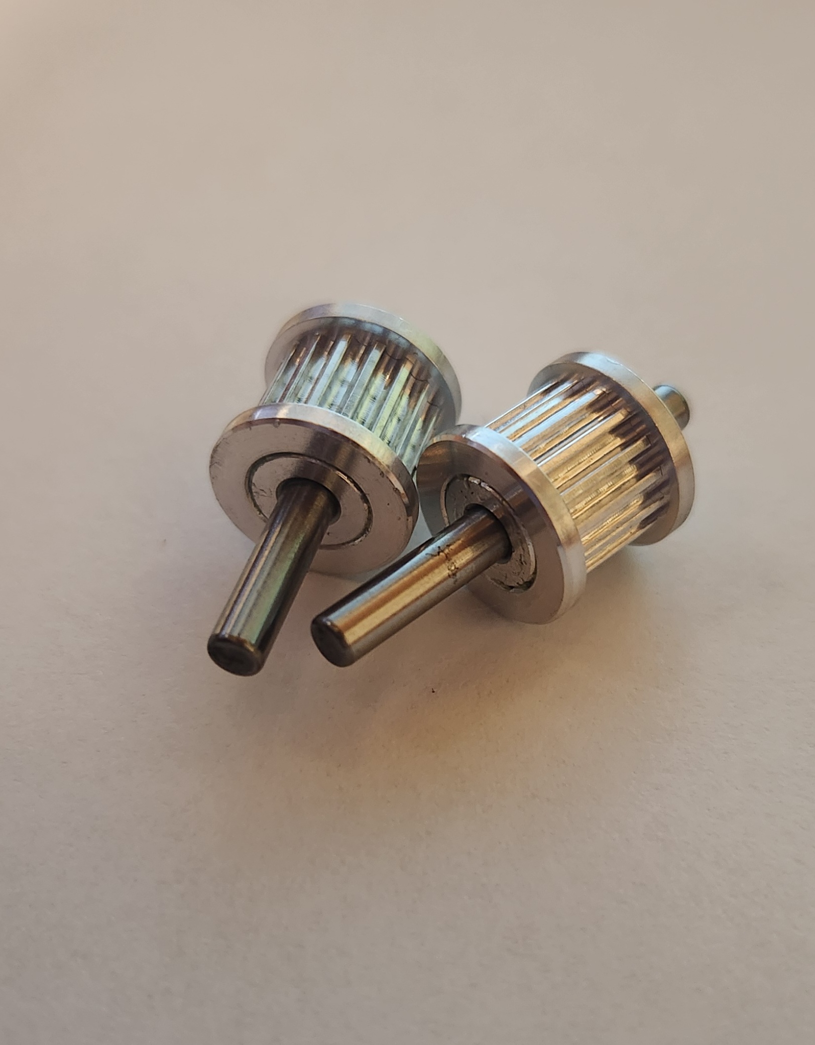 16T PFA Live Shaft Idlers